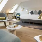 Hotel Drawing 4*